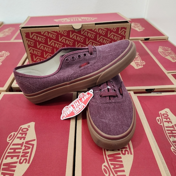 Vans OFF THE WALL Classic Skateboard Shoe,unisex M 7, W8.5, Maroon Burgundy Gum - Picture 12 of 12